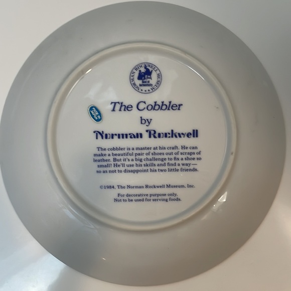 NORMAN ROCKWELL (SET OF THREE) PORCELAIN PLATES - Picture 8 of 11